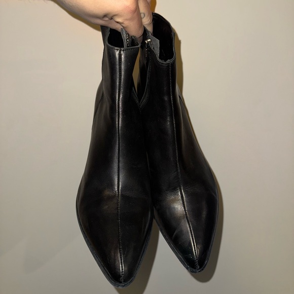 Men’s Chelsea Zip Up Boot with Heel